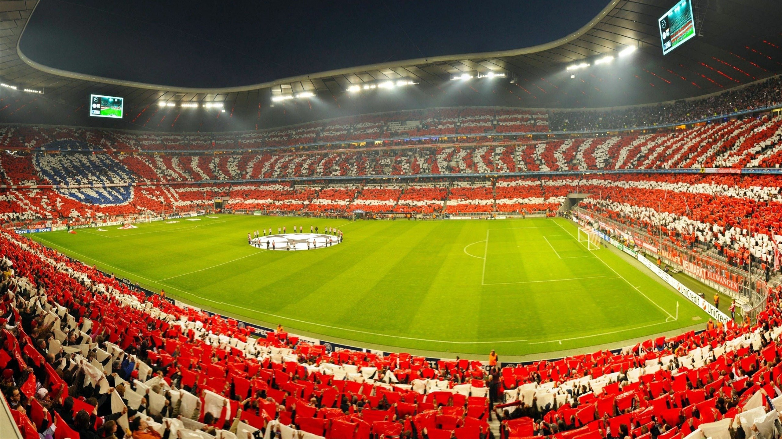 世界杯巅峰对决:战术变化引爆全场骚动,世界杯经典之战